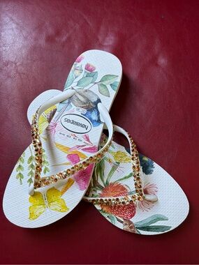 Havaianas Swarovski Crystal Rhinestone Flip Flops Sandals Wedding Size 7/8